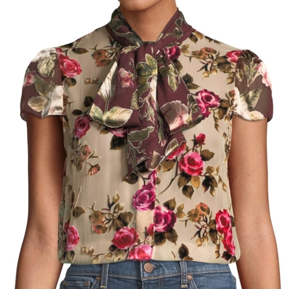 💥Last 1💥NWT ALICE + OLIVIA PUSSY BOW TOP - Picture 3 of 10